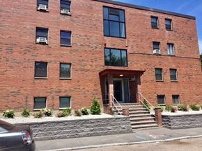 Quincy apartment for rent - Exterior of 75 Arthur Street