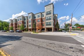 East Point apartment for rent - Mallalieu Pointe