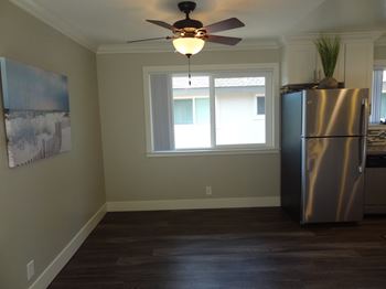 Lighted ceiling fan