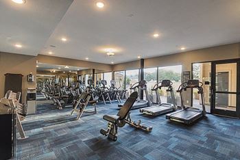 Fitness center w/free fitness classes