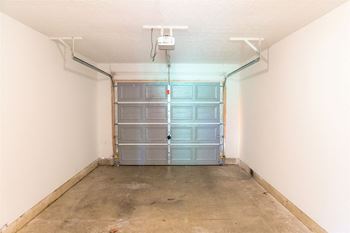 Attached/detached garages available*