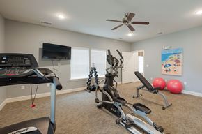 Nashville apartment for rent - the gym at the preserve apartments