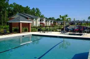 Leesburg townhouse for rent - Pool