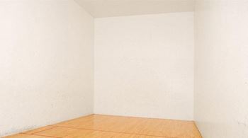 Racquetball-court