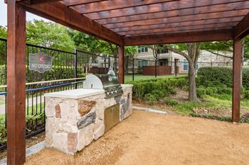 Outdoor kitchen