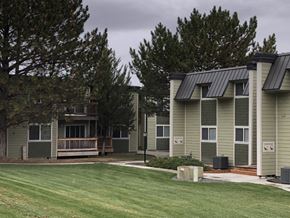 John Day apartment for rent - Apartments with lawn
