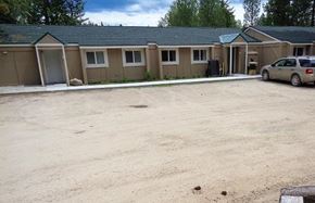 Idaho City apartment for rent - parking area