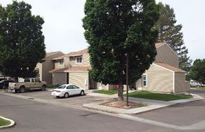 Jerome apartment for rent - Parking lot and buildings