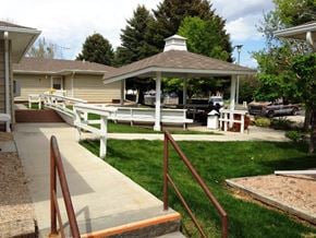 Bridger apartment for rent - Common area gazebo