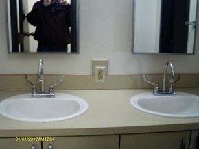 Forsyth apartment for rent - Antelope Creek Apartment Double Sink