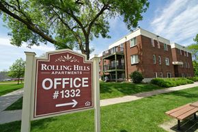 St. Paul apartment for rent - Rolling Hills apartments exterior, St. Paul, Minnesota
