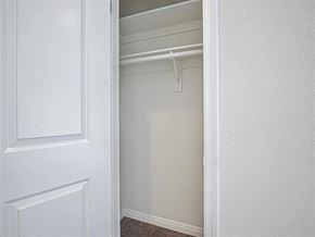 Los Angeles multi-family for rent - Closet View at Hollywood Vista, California