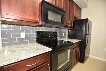 Black whirlpool appliance package