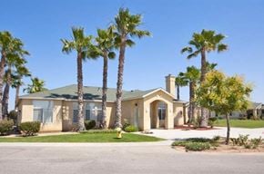 Delano apartment for rent - a house with palm trees in front of it