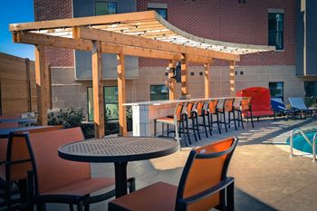 Saltwater pool, grill, outdoor bar
