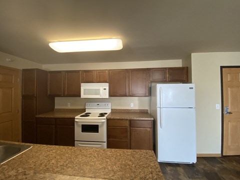 Floor plan for 2 beds, 2 baths, 1007 sqft