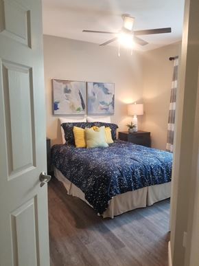 Riverview apartment for rent - New Model Bedroom
