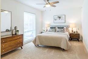 Vienna apartment for rent - Bright furnished bedroom at Merrifield at Dunn Loring Station, a model apartment in Vienna, VA.