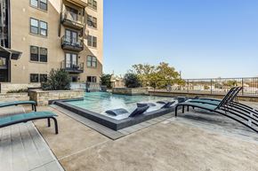 Houston apartment for rent - our apartments have a resort style pool and lounge chairs