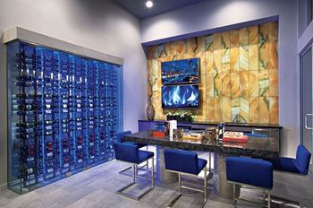 Sky view lounge with wi-fi