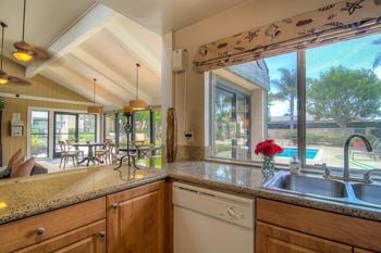 Large clubhouse with entertainer's kitchen