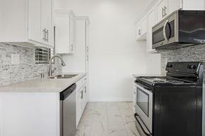 Northridge multi-family for rent - Fully Equipped Kitchen at Canby Court, California