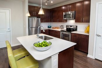 White quartz countertops