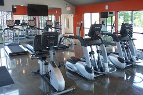 Nashville apartment for rent - a gym with a large amount of exercise equipment