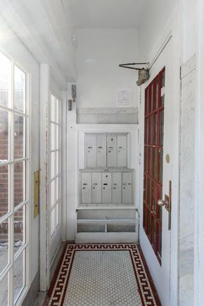 Cleveland Heights apartment for rent - St. Regis Exterior