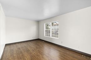 Florissant apartment for rent - Living space in the 2 & 3 bedroom floorplan at Stonebridge Townhomes
