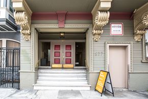 San Francisco apartment for rent - A building with a red awning and a sign that says "PENTHOUSE".