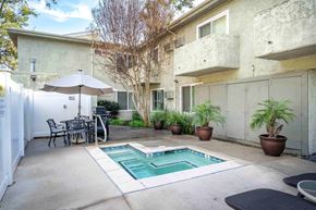 Studio City apartment for rent - The relaxing spa area and outdoor BBQ surrounded by greenery at the Excelsior in Studio City