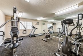 North Hollywood apartment for rent - The Ritz Apartments - Studio City, CA