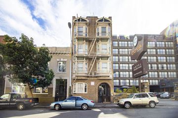 San Francisco apartment for rent - A building with a sign that says "Cova" on it.
