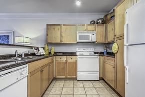 Raleigh apartment for rent - Apartment Kitchen