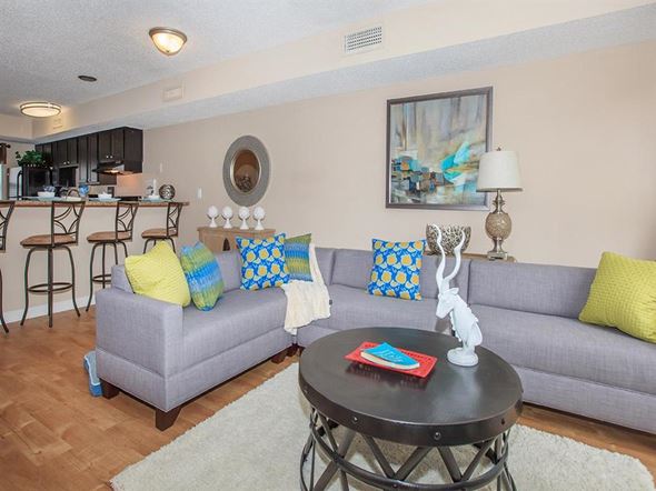 Knoxville apartment for rent - a living room with a couch and a table