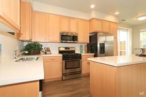 Rohnert Park townhouse for rent - Spacious kitchen with appliances | The Reserve in Rohnert Park, CA 94040