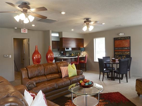 Conway apartment for rent - a living room with a couch and a table