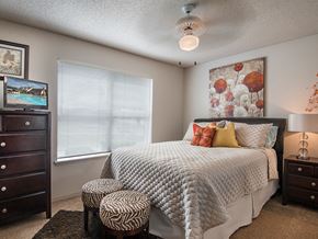 Fort Smith apartment for rent - spacious bedrooms at the preserve at polo ridge apartments fl