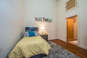 Richmond apartment for rent - Bedroom in Iron House Apartments in Richmond VA