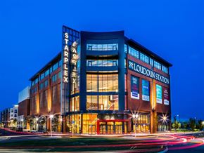 Ashburn apartment for rent - the building in which the hotel is located