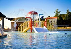 Clayton apartment for rent - Kid Pool