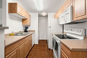Sierra Vista apartment for rent - Kitchen, Refrigerator, Stove, Dishwasher, Sink, Laundry