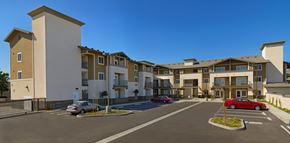 Los Angeles apartment for rent - Encanto Court Parking