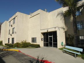 Los Angeles apartment for rent - Tres Lomas Garden Main Entrance
