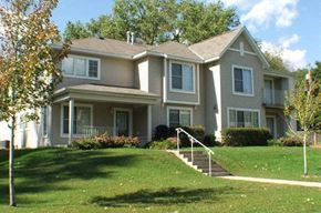 St. Paul townhouse for rent - a house with stairs in front of it