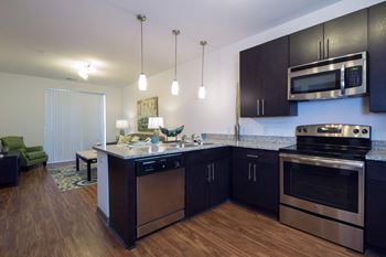 Fully equipped gourmet kitchens