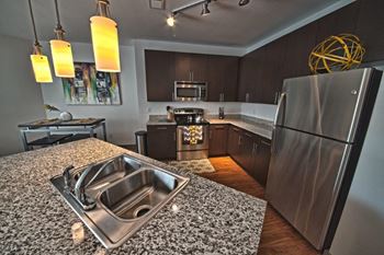 Fully equipped gourmet kitchens