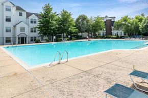 Baltimore apartment for rent - the swimming pool at the apartments for rent