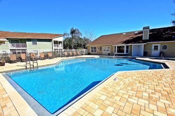 Outdoor tanning deck